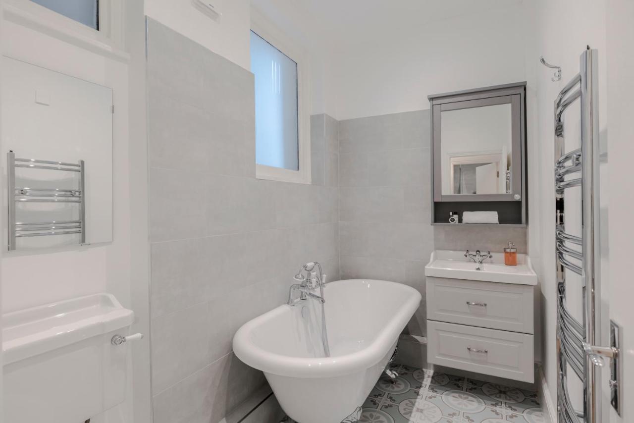 Lux And Spacious 4 Bedroom Apt Camden London Exterior photo